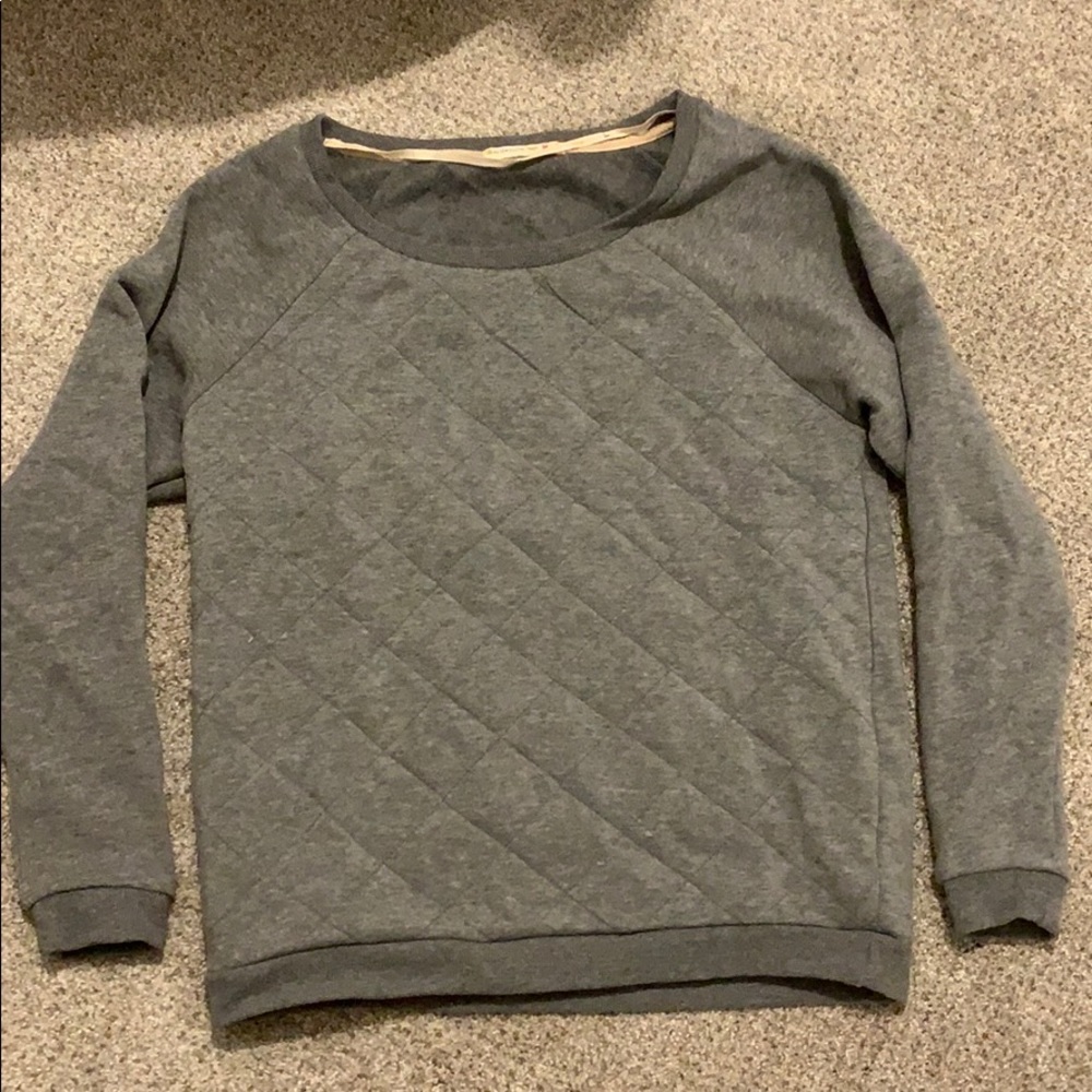 Alternative grey quilted sweater